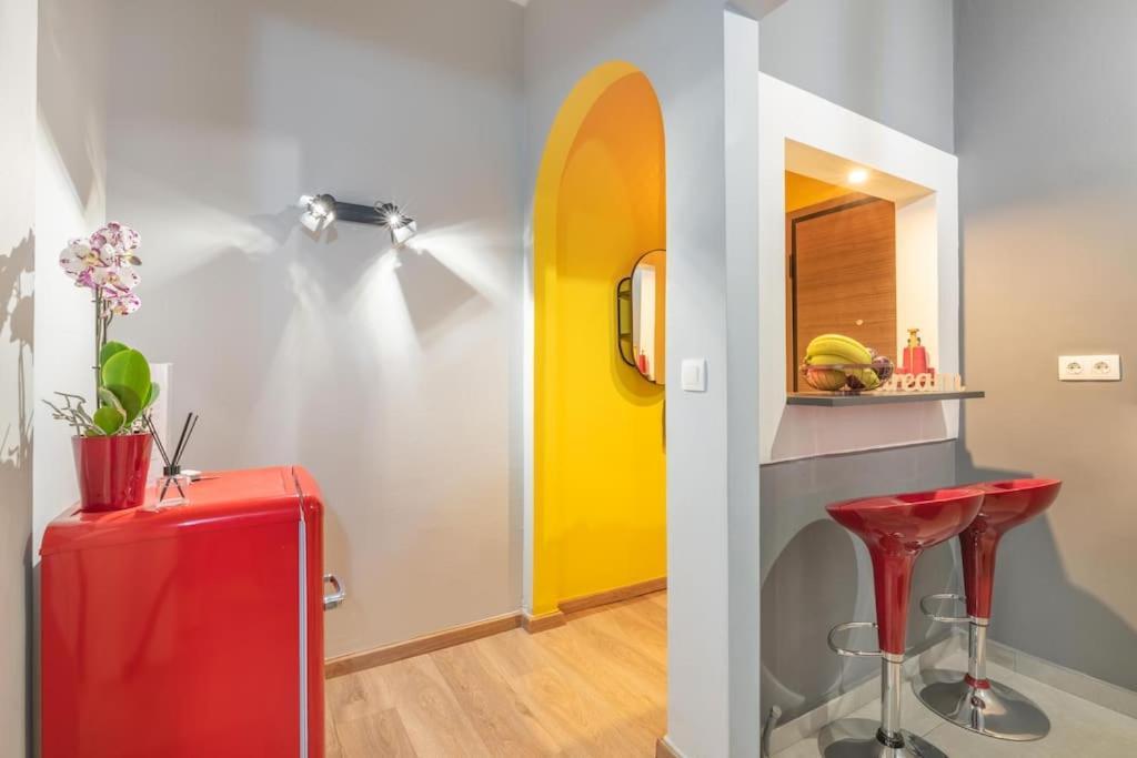 The Hostmaster Hollywood Space Studio Atenas Exterior foto